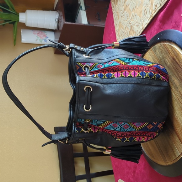 Black color bucket bag medium‎ size - Picture 1 of 11